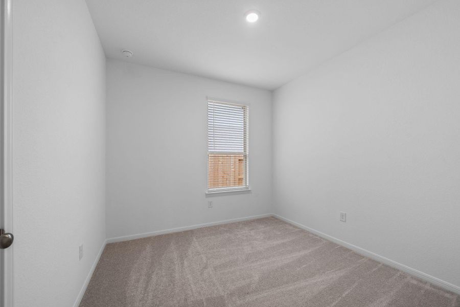 Spacious, unfurnished interior of a new home in Bay Creek, Baytown (Image 19).