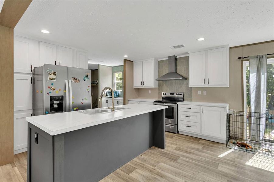 Furnished interior view inside a new home in , Homosassa Springs (Image 18).