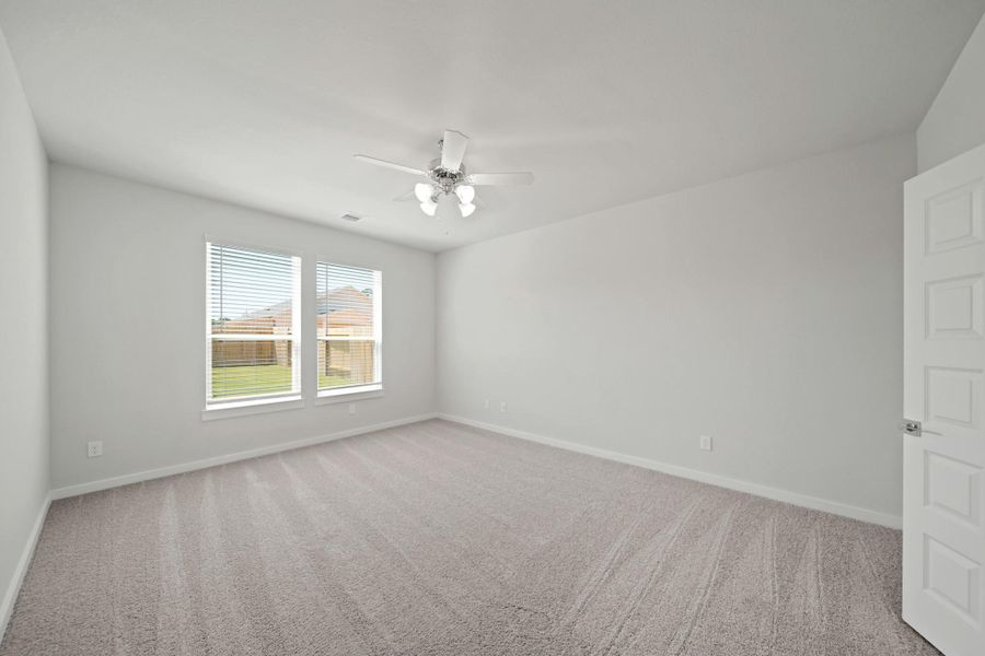 Spacious, unfurnished interior of a new home in Audubon, Magnolia (Image 13).