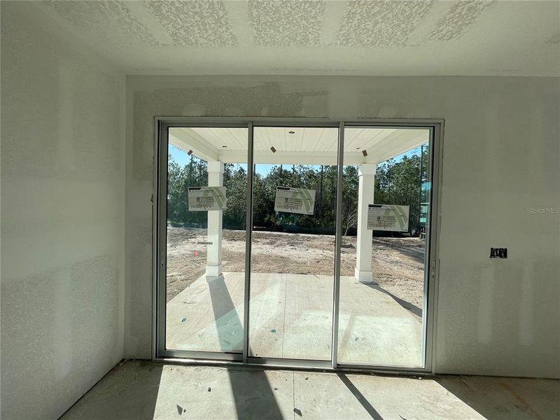 Spacious, unfurnished interior of a new home in Magnolia Series at Seminole Palms, Palm Coast (Image 20).