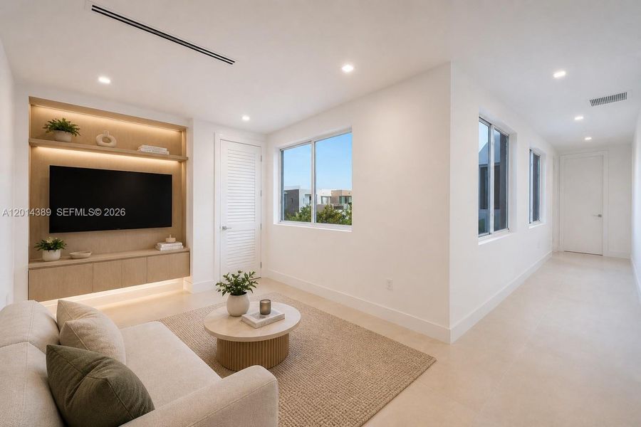 Furnished interior view inside a new home in , Doral (Image 13).