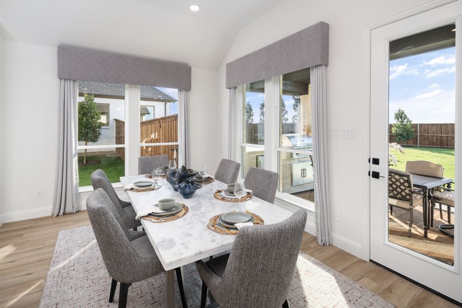 Representative furnished interior of a home built from the Jackson by UnionMain Homes in Cambridge Crossing, Celina (Image 14).