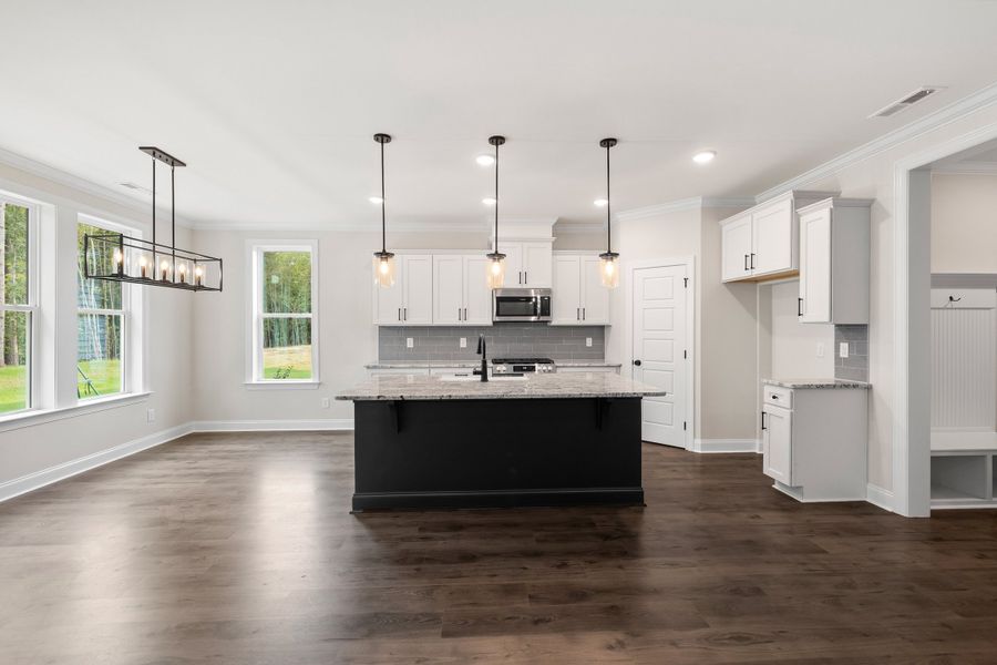 Representative furnished interior of a home built from the The Chandler by RobuckHomes in Baylee Ridge, Selma (Image 136).