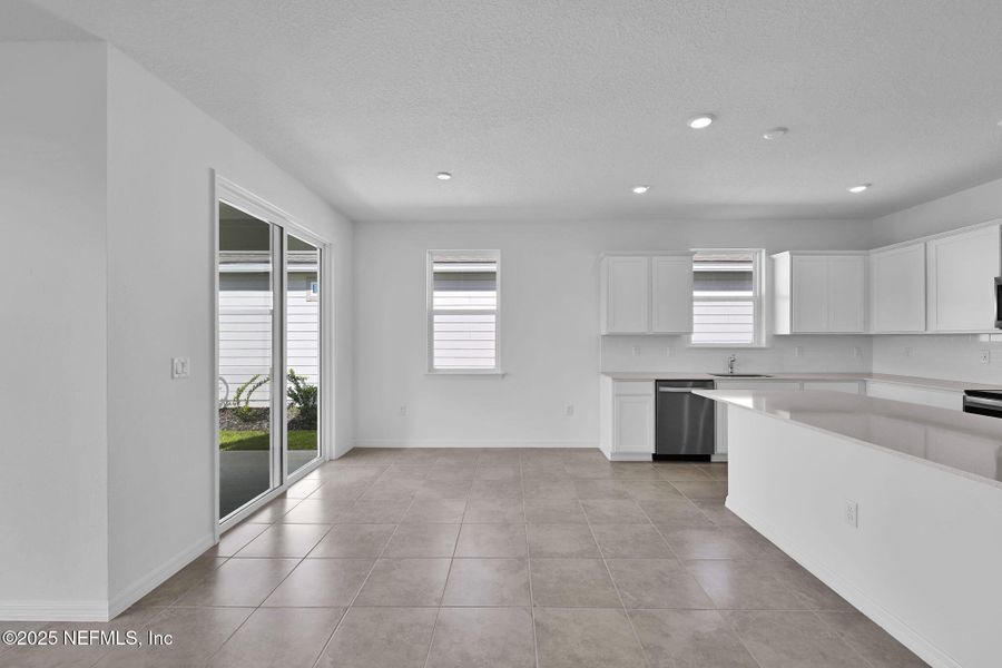 Spacious, unfurnished interior of a new home in Hyland Trail, Green Cove Springs (Image 24). Spacious, unfurnished interior of a new home in Hyland Trail, Green Cove Springs (Image 24).