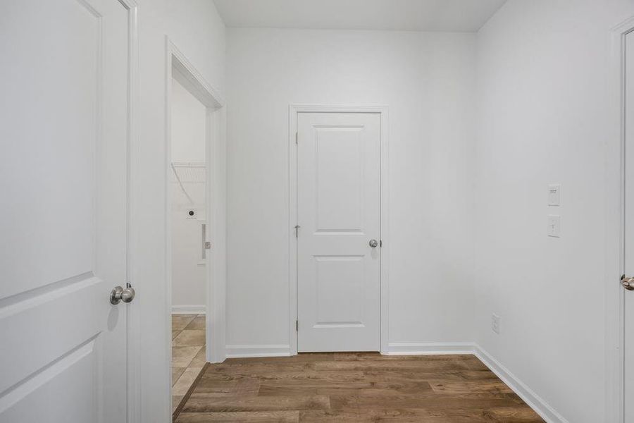 Spacious, unfurnished interior of a new home in Windance Lake, Loganville (Image 14).