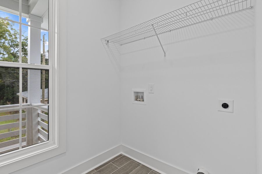Spacious, unfurnished interior of a new home in , North Charleston (Image 23).