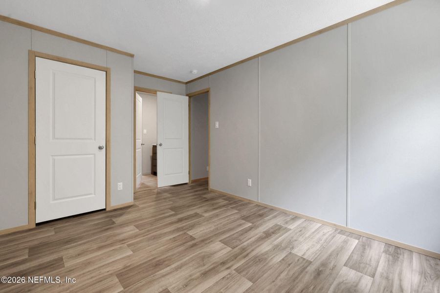 Spacious, unfurnished interior of a new home in , Keystone Heights (Image 37).