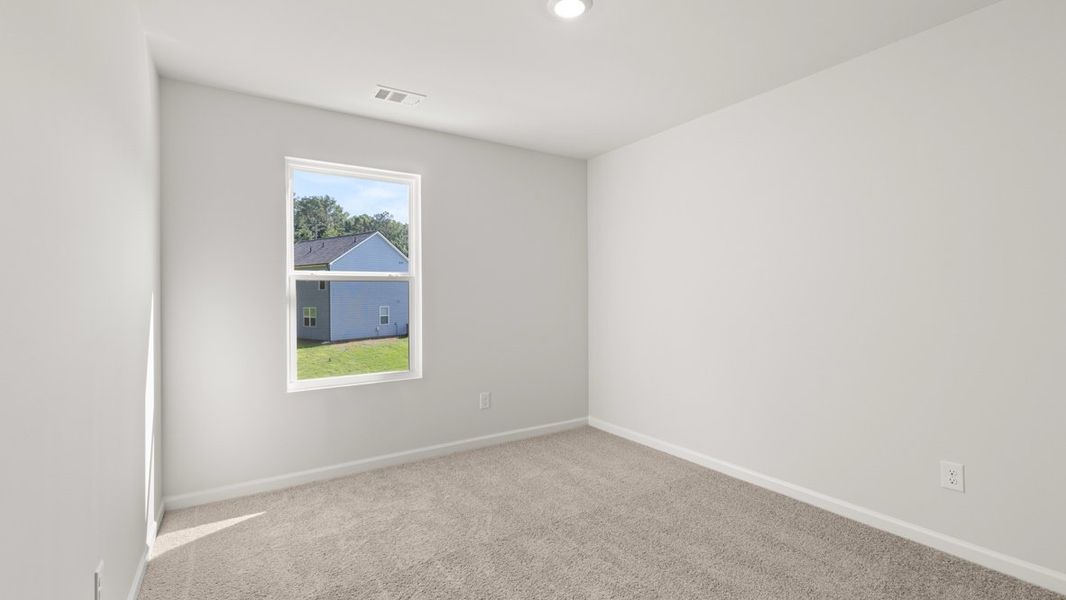 Representative unfurnished interior of a home built from the Belhaven by D.R. Horton in Braselton Village, Braselton (Image 24).