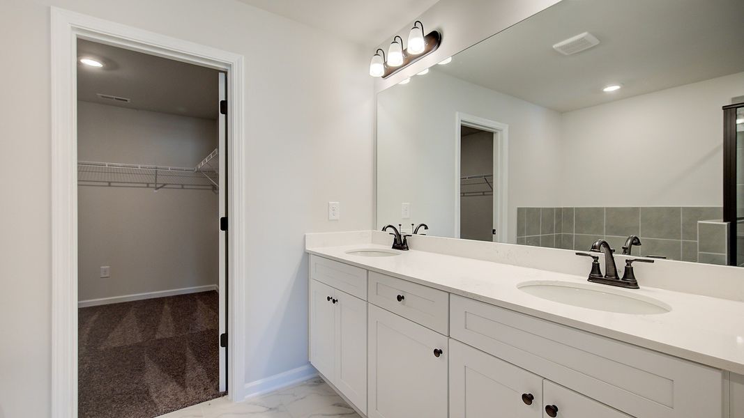 Representative furnished interior of a home built from the Ridgewood by DRB Homes in Kingston, Locust Grove (Image 27).