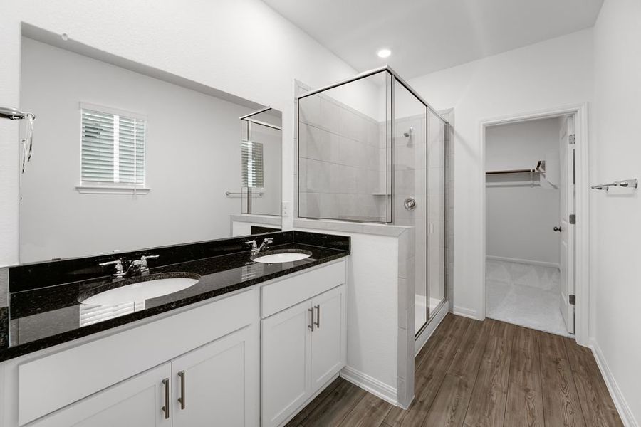 Furnished interior view inside a new home in Longview, Del Valle (Image 5).