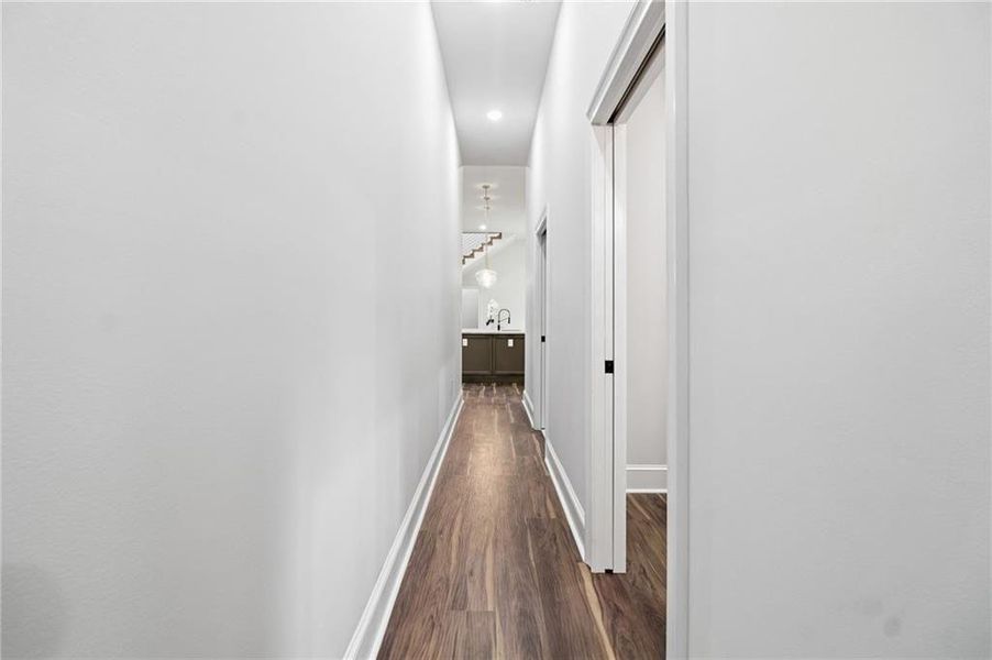 Spacious, unfurnished interior of a new home in , Acworth (Image 75).