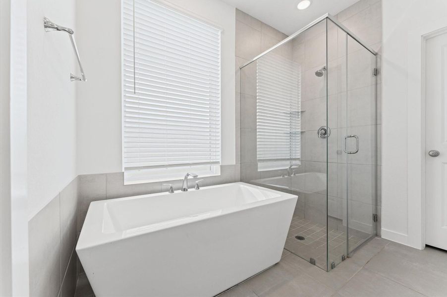 Furnished interior view inside a new home in , Manvel (Image 10).
