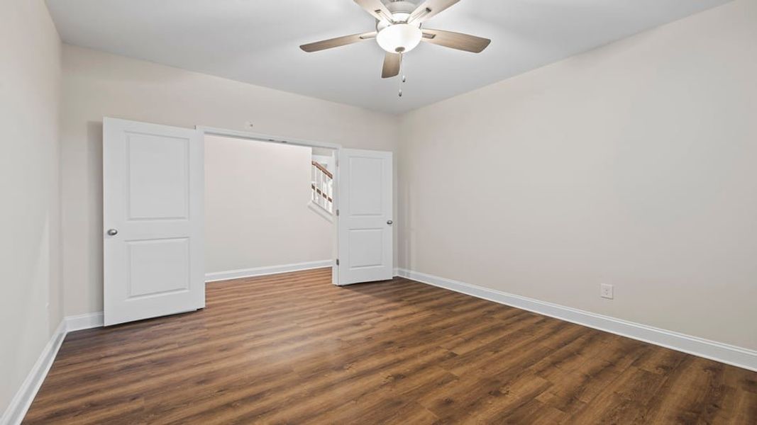 Spacious, unfurnished interior of a new home in Pinebrook, Woodruff (Image 23).