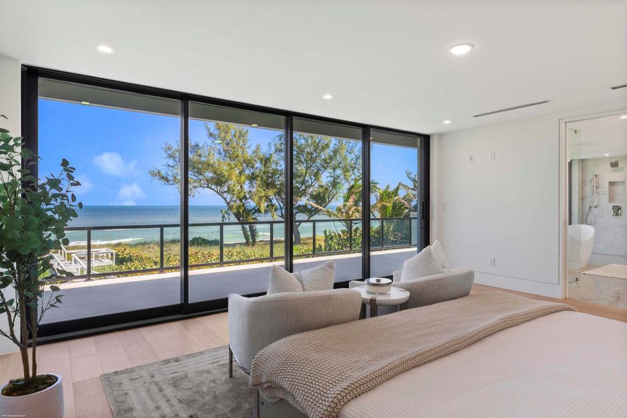 Furnished interior view inside a new home in , Jupiter Island (Image 48).