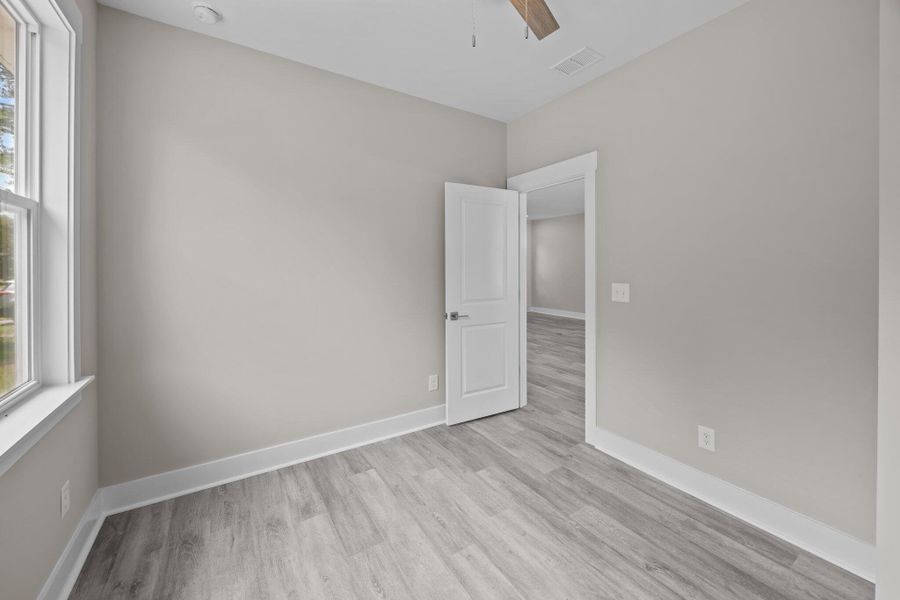 Spacious, unfurnished interior of a new home in , Summerville (Image 22).