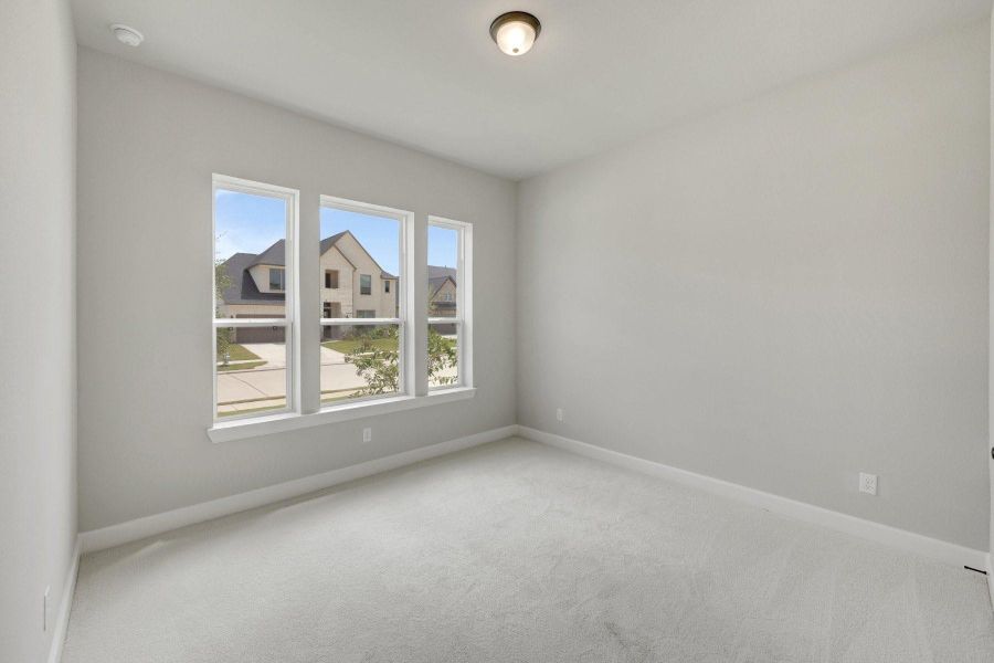 Spacious, unfurnished interior of a new home in Brookewater - Ascent Collection, Rosenberg (Image 31).