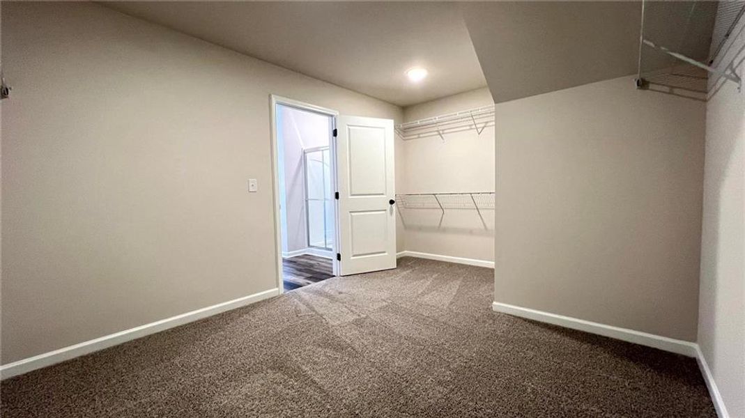 Spacious, unfurnished interior of a new home in , Braselton (Image 36).