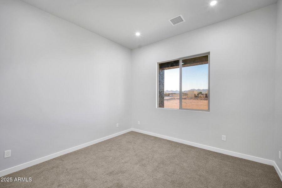 22548 W Huntington Dr-35_(2048) 22548 W Huntington Dr-35_(2048)