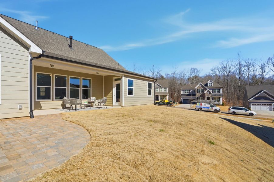 Exterior details and patio area of a home in Rone Creek, Waxhaw (Image 35).