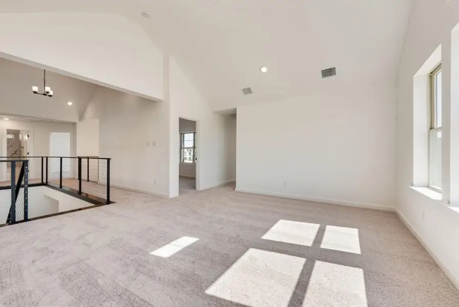 Spacious, unfurnished interior of a new home in Chatham Reserve, Providence Village (Image 27).