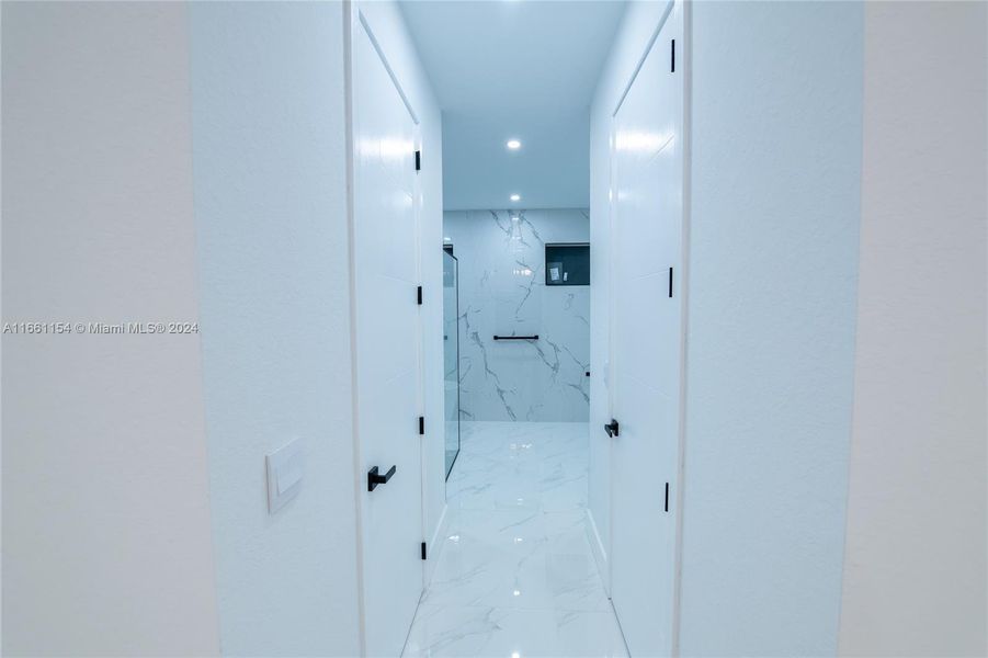 Image 43 of a home in .