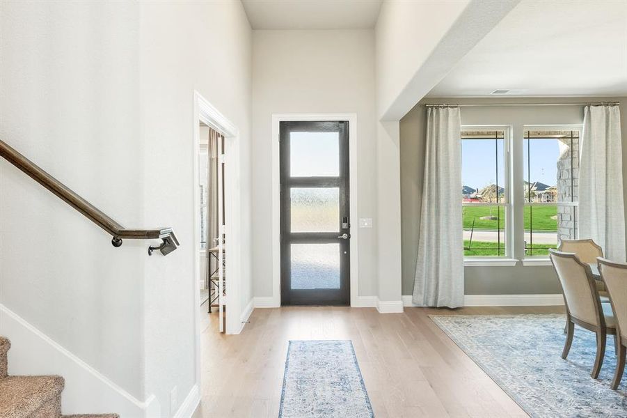Furnished interior view inside a new home in Ridgepoint, Midlothian (Image 35).
