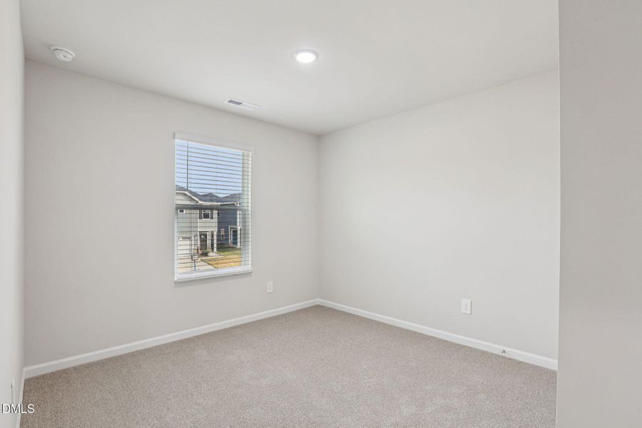 21-web-or-mls-Raleigh - Oak Manor - 908