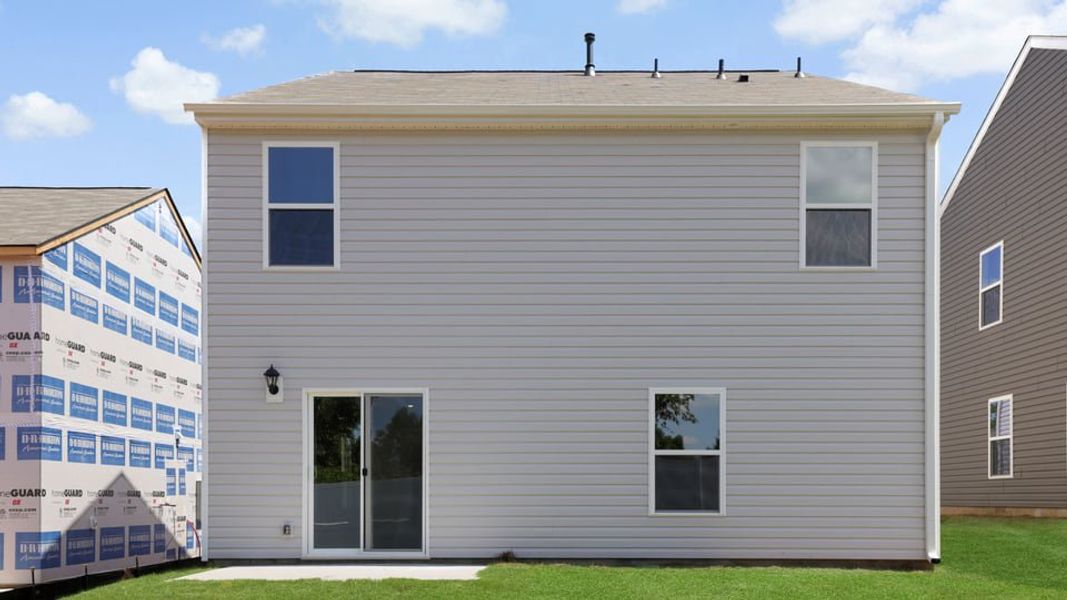 Exterior details and patio area of a home in Baxter Village, Boiling Springs (Image 21).