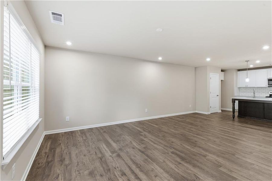 Spacious, unfurnished interior of a new home in Silver Leaf, Dawsonville (Image 26).