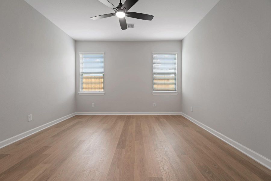 Spacious, unfurnished interior of a new home in , Hockley (Image 15).