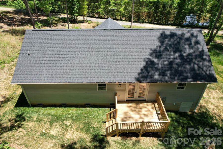 Exterior details and patio area of a home in , Lexington (Image 28).