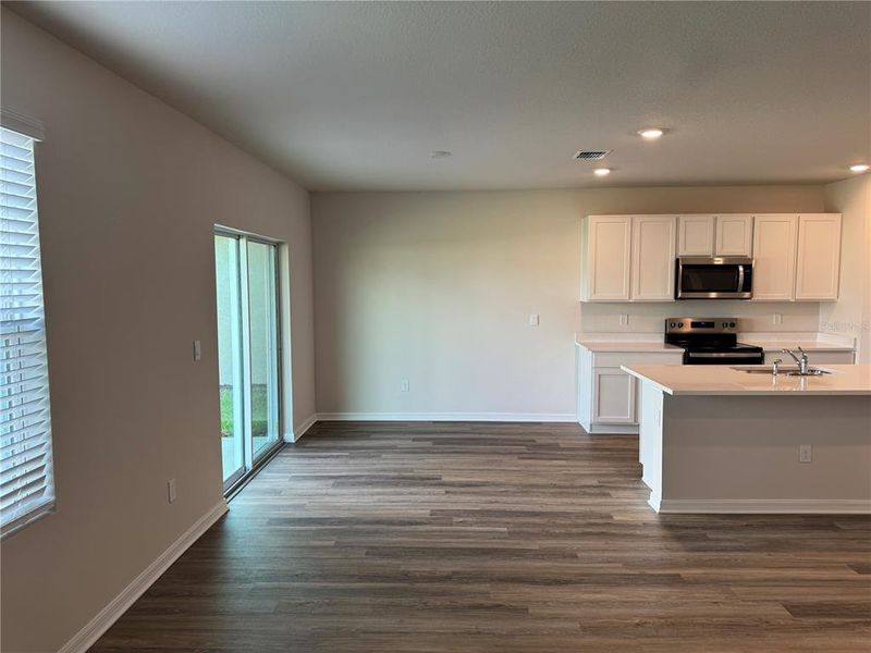 Spacious, unfurnished interior of a new home in Solera at Lakewood Ranch, Lakewood Ranch (Image 20).