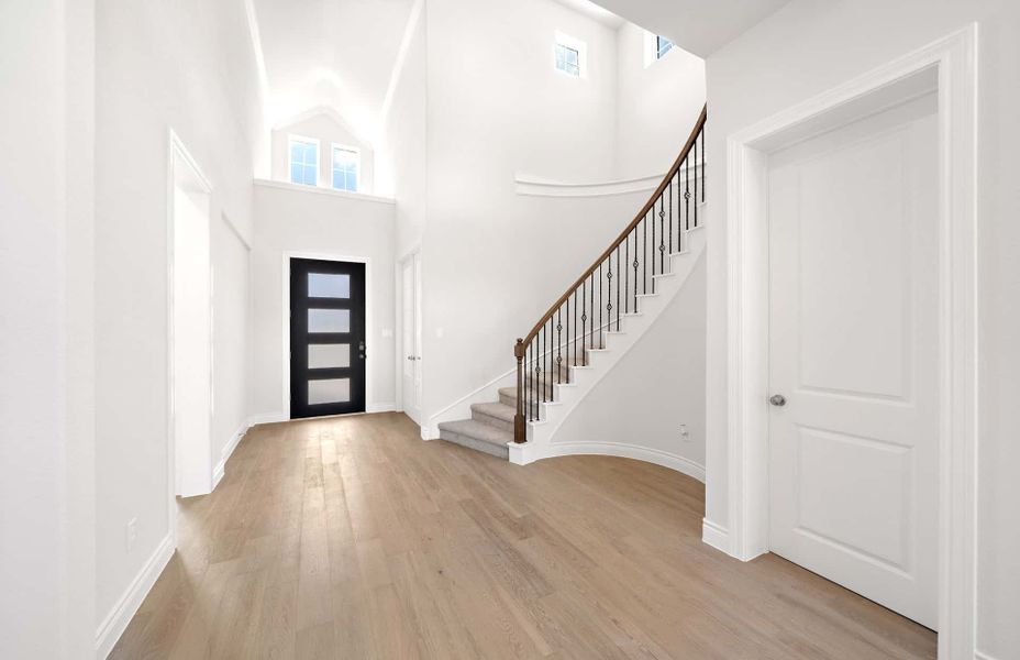 Representative unfurnished interior of a home built from the 3799AU by Ravenna Homes in Audubon 60′, Magnolia (Image 20).