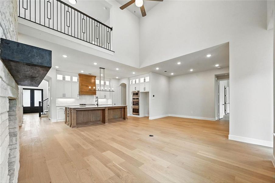 826ShadyOaksDrive226E009 826ShadyOaksDrive226E009