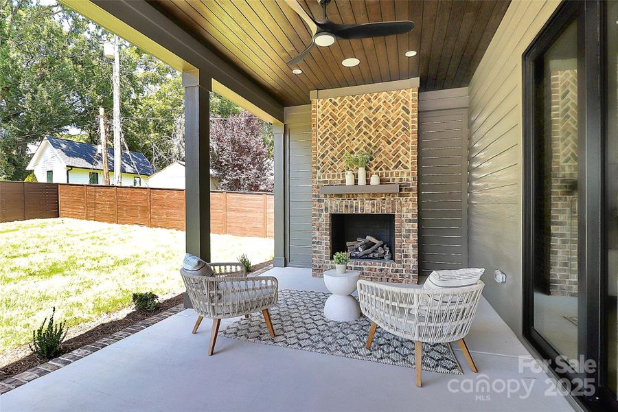 Image 40 of a home in .