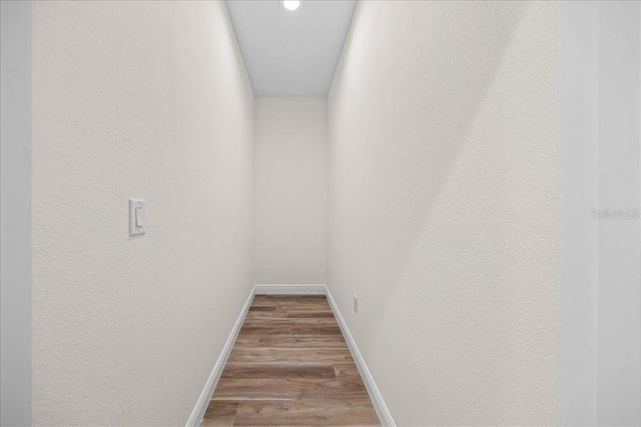 Spacious, unfurnished interior of a new home in , Ocala (Image 39).