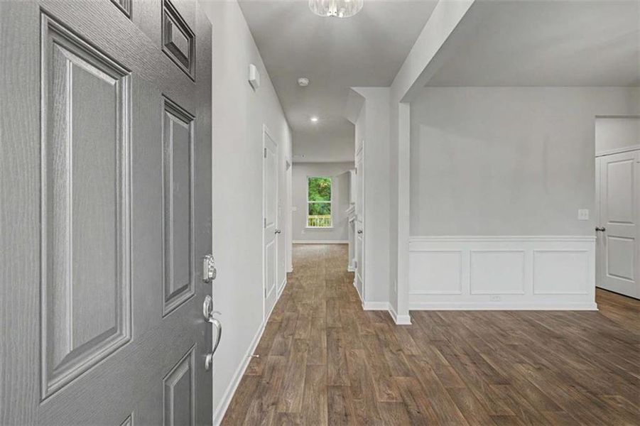 Spacious, unfurnished interior of a new home in The Reserve at Chapel Hill Phase II, Douglasville (Image 31).