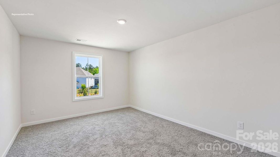 Spacious, unfurnished interior of a new home in Avalon of Gastonia, Gastonia (Image 34).