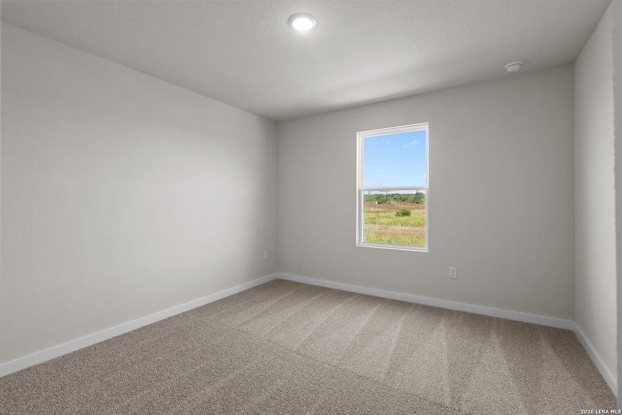 Spacious, unfurnished interior of a new home in Summerlin, San Antonio (Image 30).