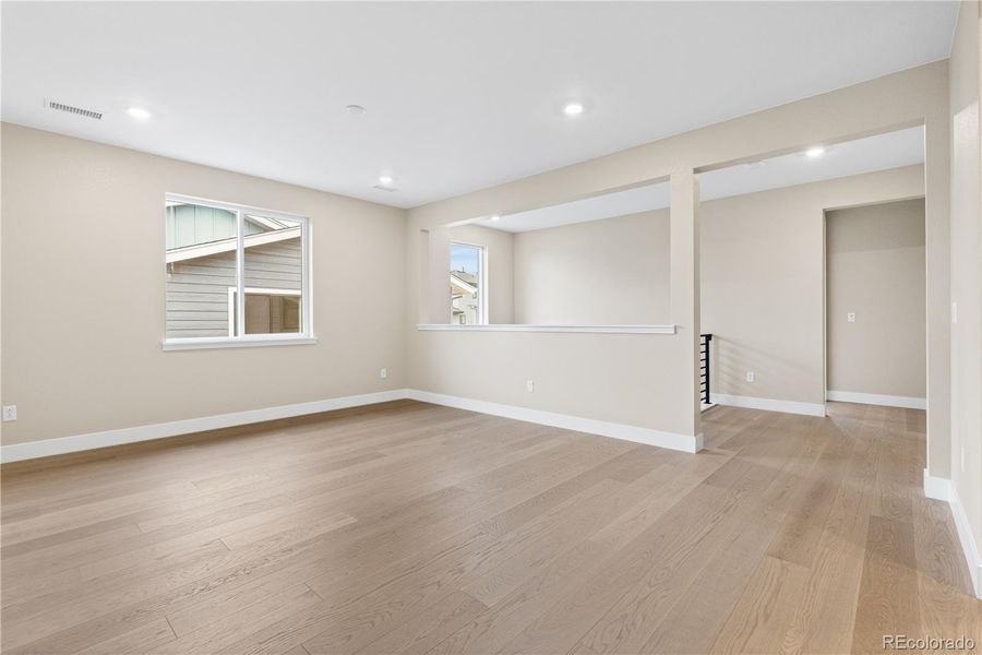 Spacious, unfurnished interior of a new home in Legends at Lyric, Lone Tree (Image 38). Spacious, unfurnished interior of a new home in Legends at Lyric, Lone Tree (Image 38).