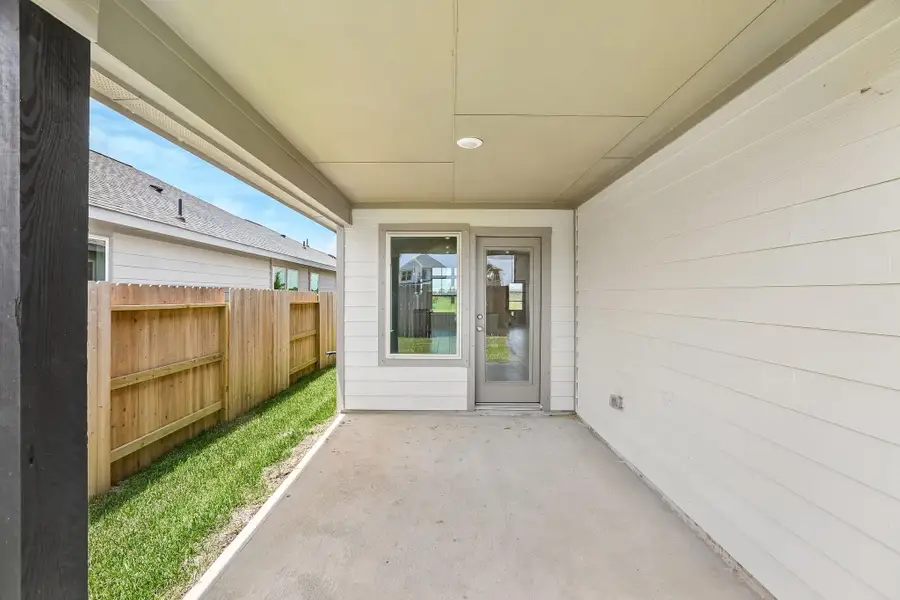 Exterior details and patio area of a home in Aldeana - Paintbrush Collection, Bonney (Image 4).
