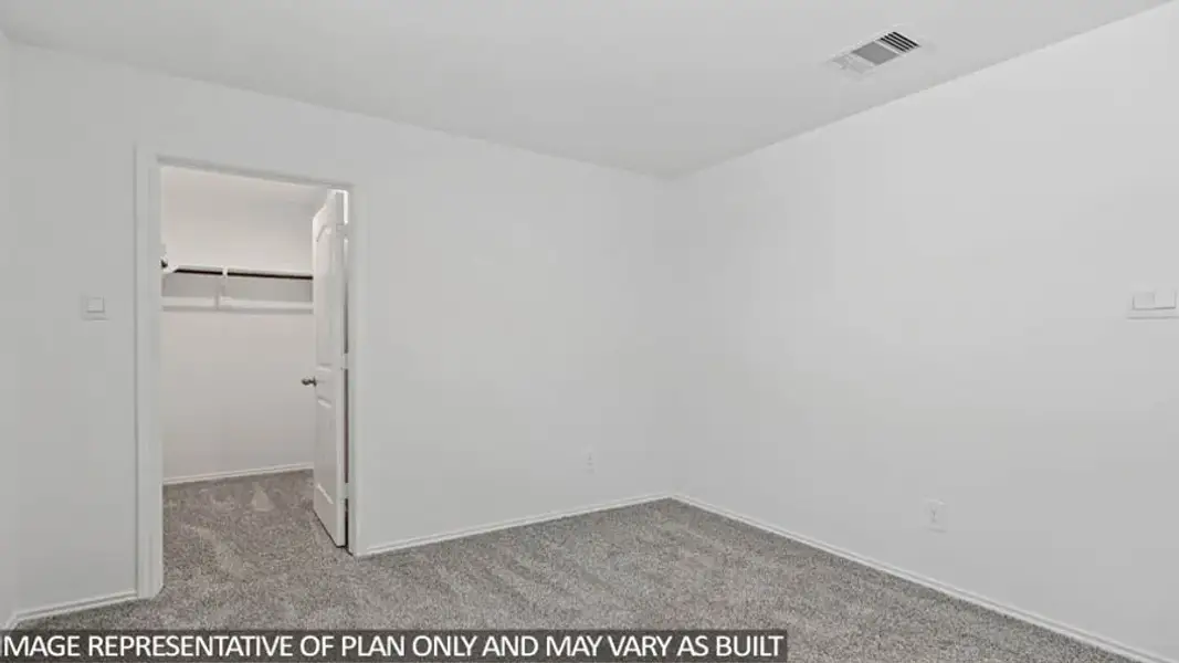 Representative unfurnished interior of a home built from the Samuel by D.R. Horton in Indian Springs, Crosby (Image 14).