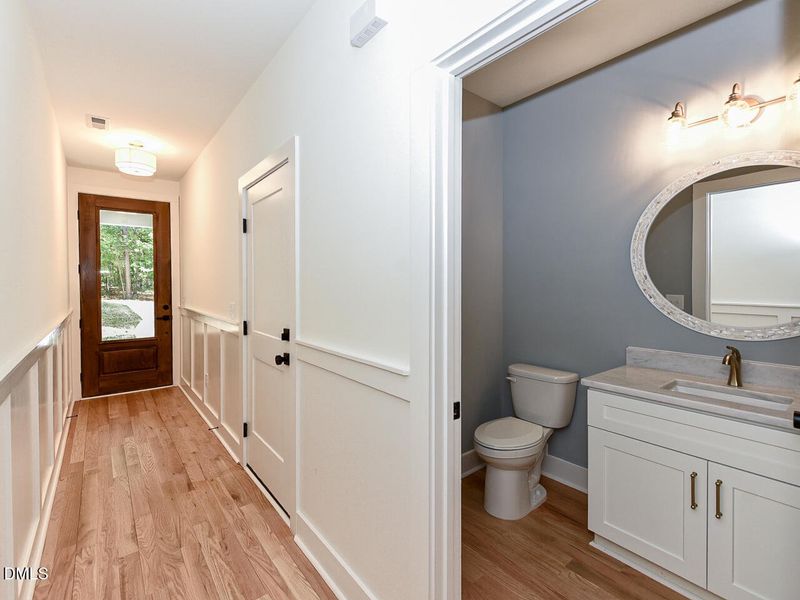Interior - Hall - ok Interior - Hall - ok