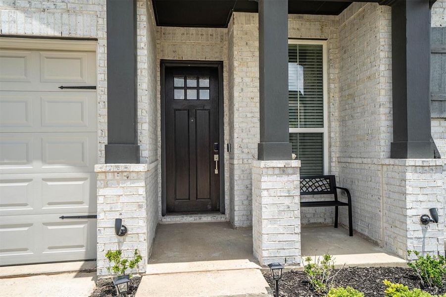 Exterior details and patio area of a home in Sandbrock Ranch, Aubrey (Image 3).