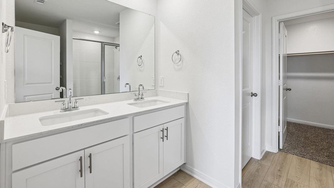 Furnished interior view inside a new home in Briarwood, Elgin (Image 10).