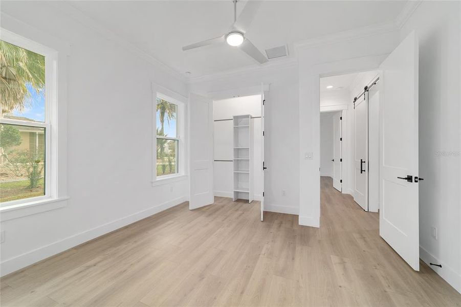 Spacious, unfurnished interior of a new home in , Ocala (Image 36).