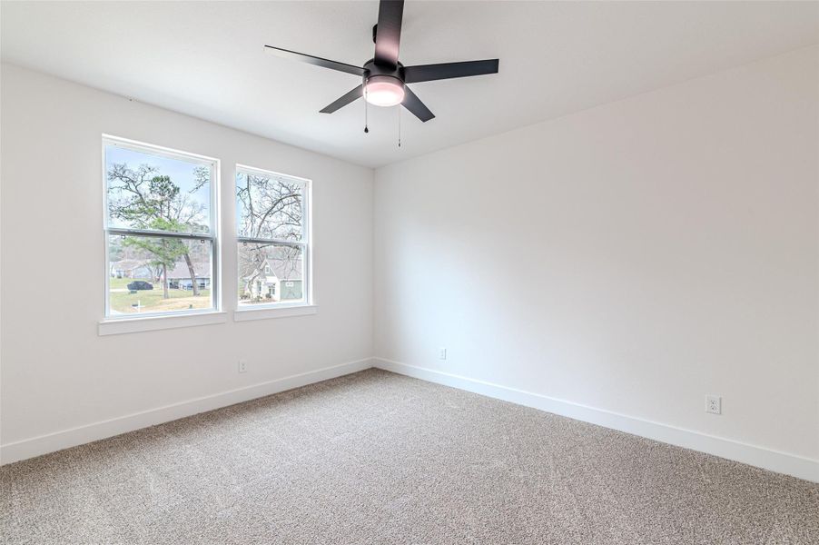 Spacious, unfurnished interior of a new home in , Huntsville (Image 36).
