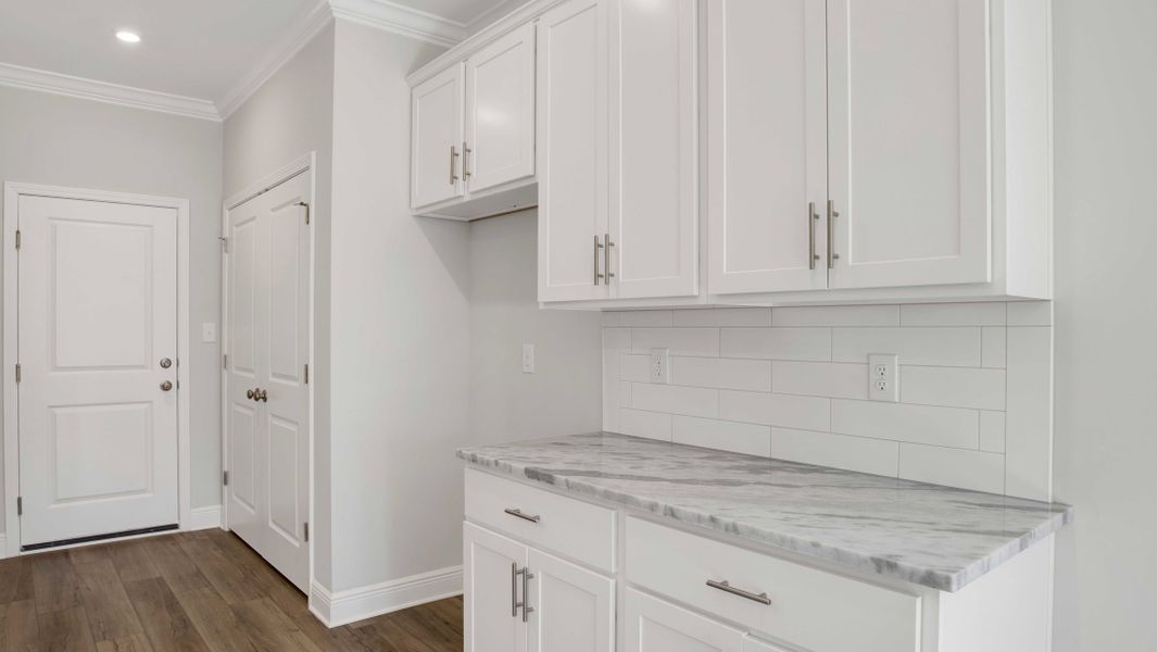 Representative furnished interior of a home built from the Drexel by Maronda Homes in Bellview Pointe, Bellview (Image 11).