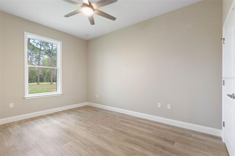 Spacious, unfurnished interior of a new home in , Palm Coast (Image 23).