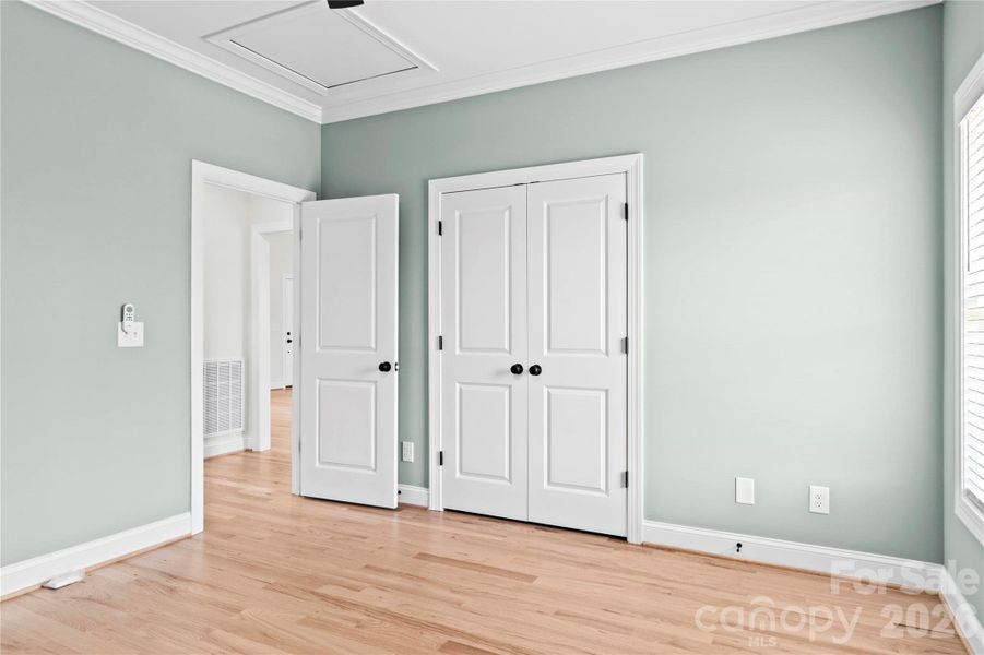 Spacious, unfurnished interior of a new home in , Lexington (Image 33).